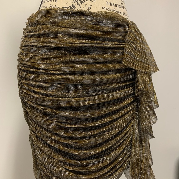 Zara Gold Thread Mini Skirt Size Medium NWOT New Without Tags - Picture 8 of 16